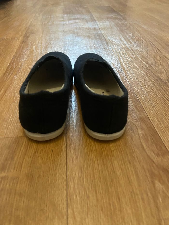 Chaussons noirs 26 - photo numéro 5