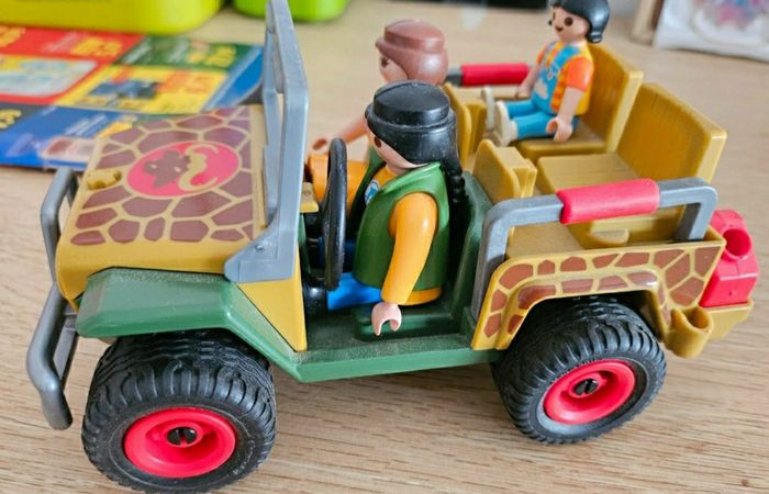Jeep de safari Playmobil
