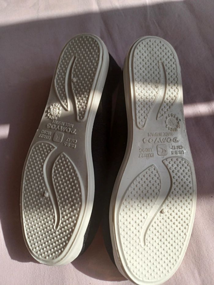 Chaussons gym fille ou garçon neufs - photo numéro 3