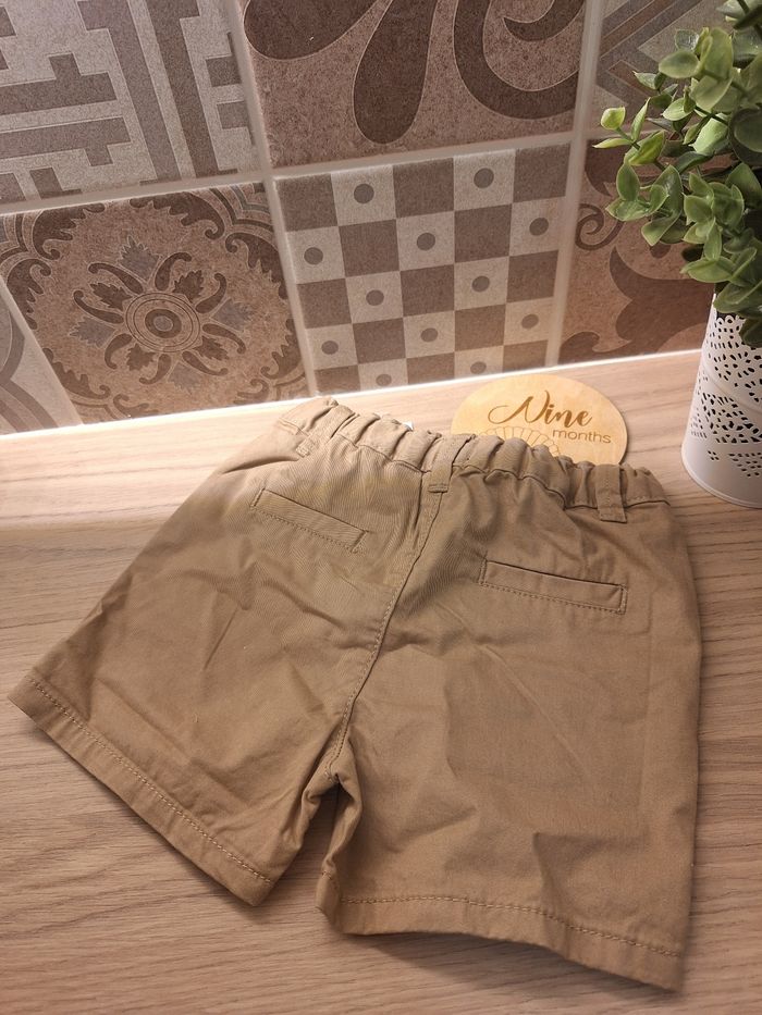 Short chino beige bébé 9M - photo numéro 3