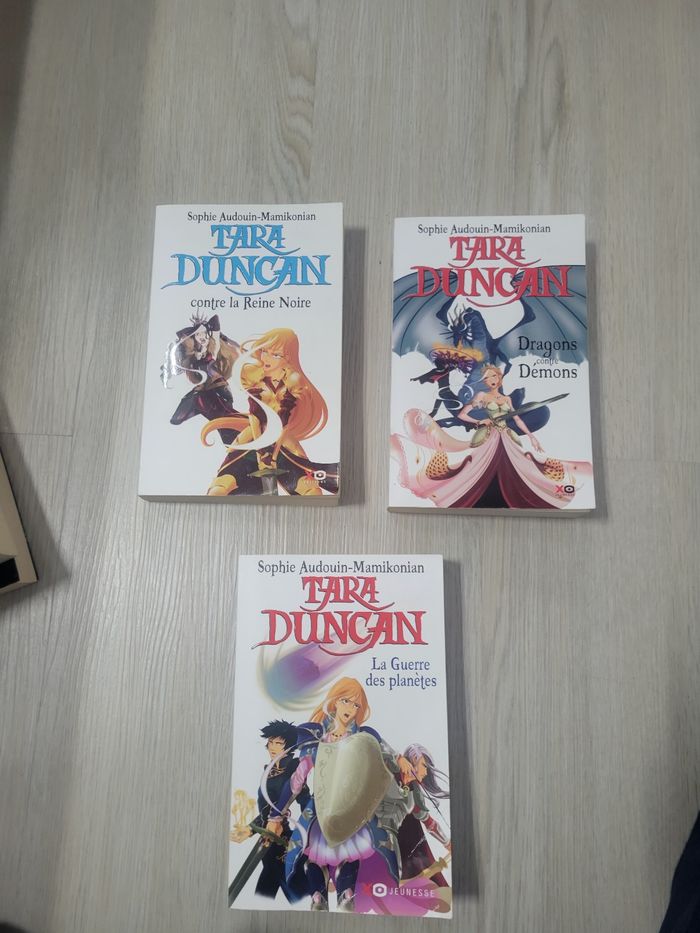 Lot 13 livres de la série Tara Duncan - photo numéro 5
