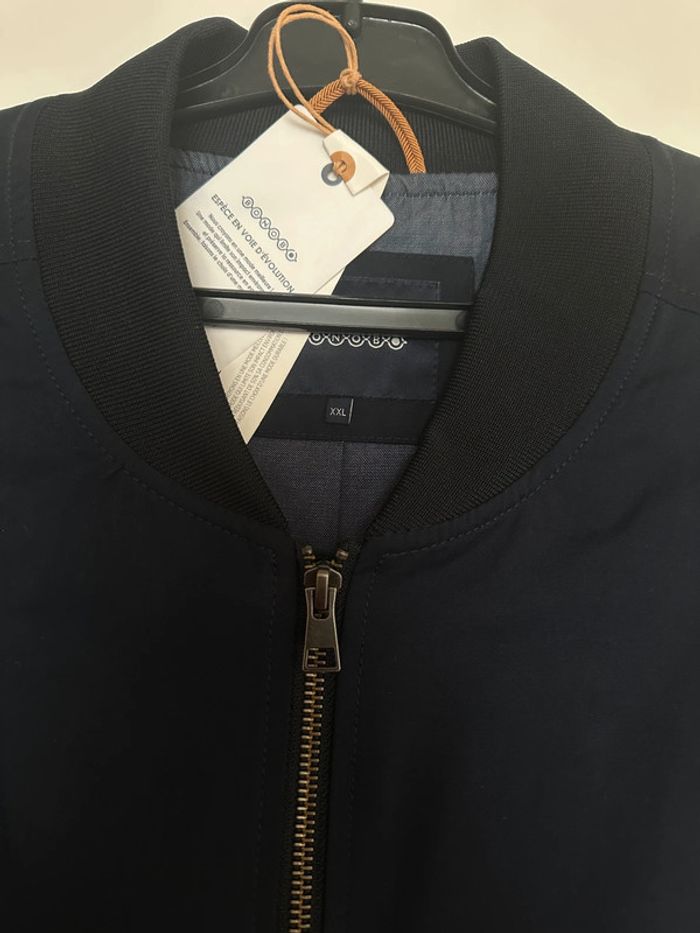 Magnifique blouson de type bomber, neuf avec étiquettes. - photo numéro 7