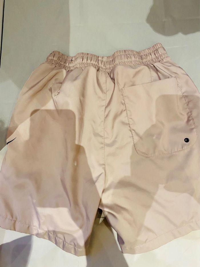 Short nike XS - photo numéro 3
