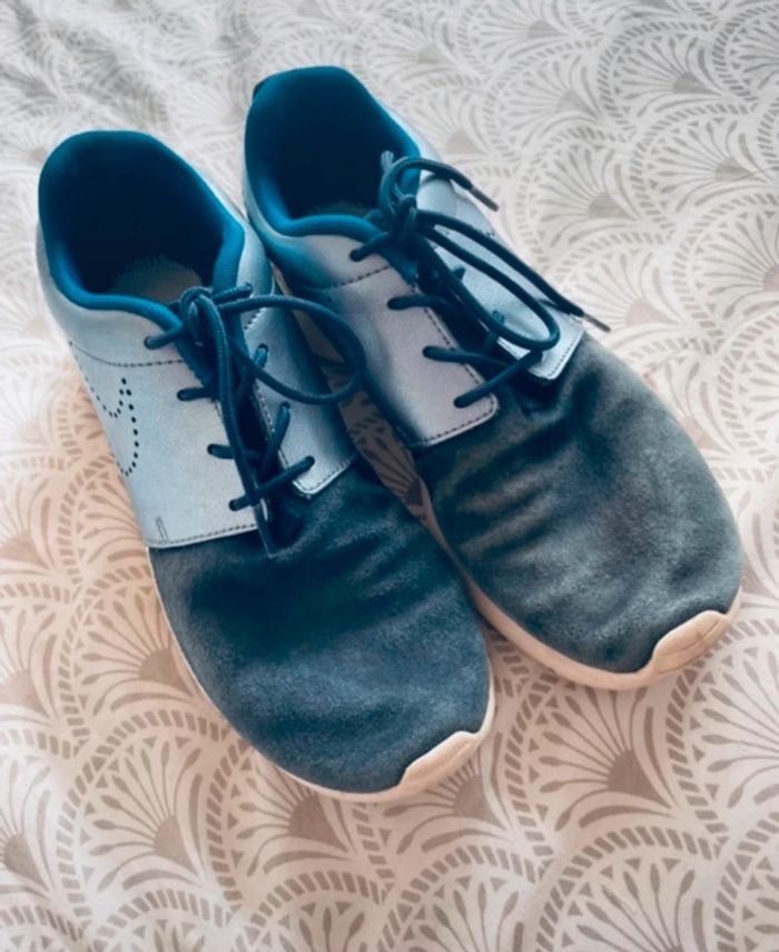 Baskets Nike en daim et cuir - photo numéro 2