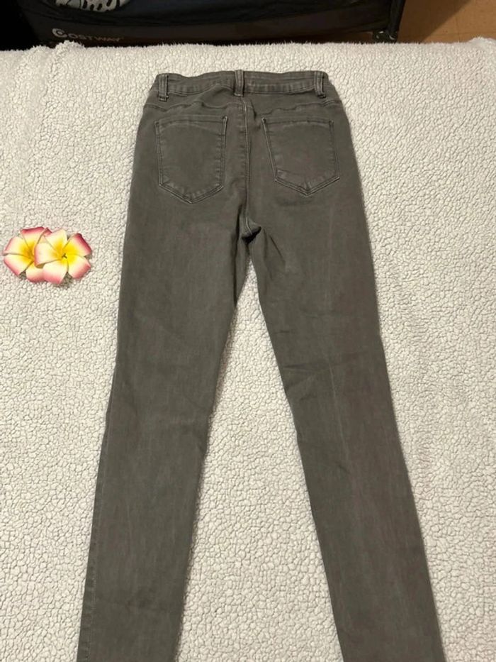 Jean gris femme - photo numéro 3