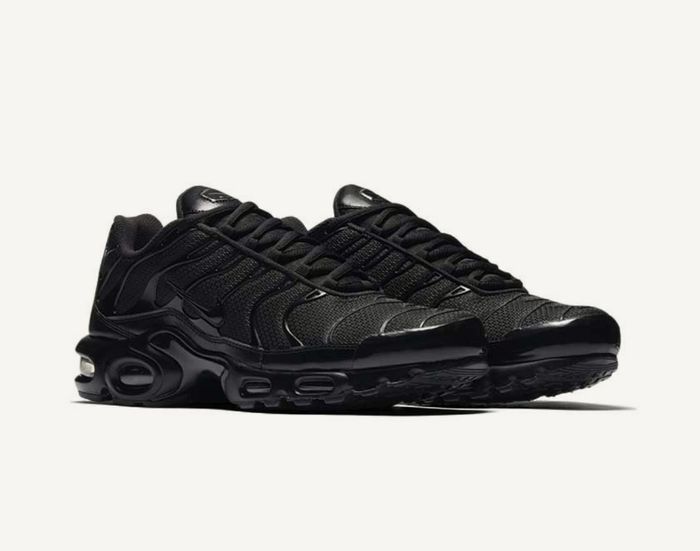 Nike noir