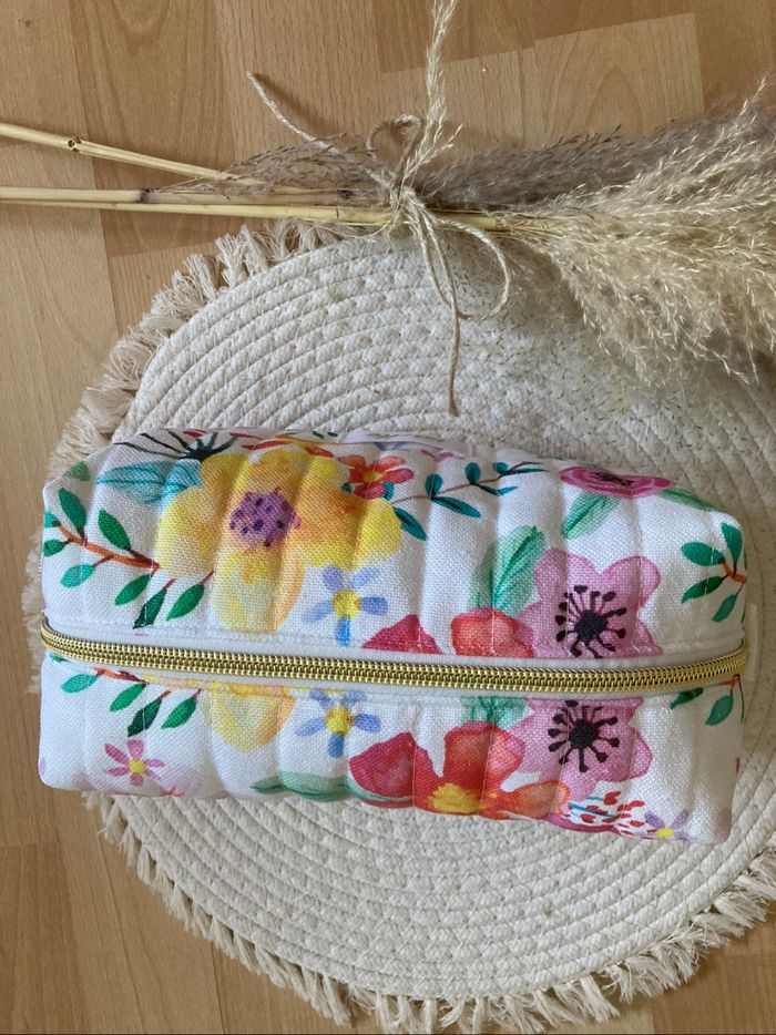 Trousse de toilette - photo numéro 2