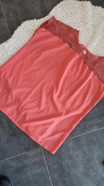 Haut fluide dentelle haut corail saumon parfait 44 XXL