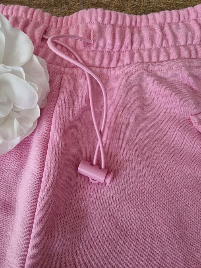 Joli short a poche rose - photo numéro 2