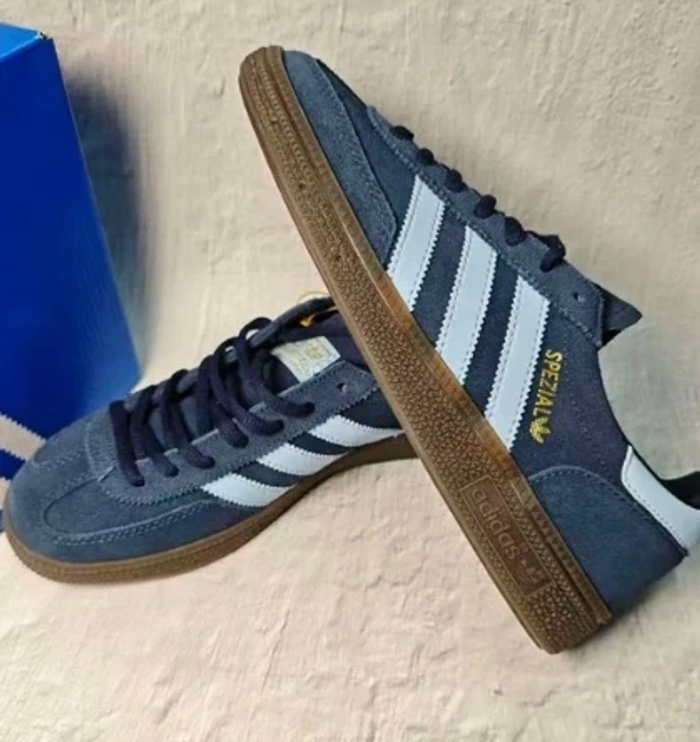 Baskets Adidas handball spezial  taille 39 - photo numéro 4
