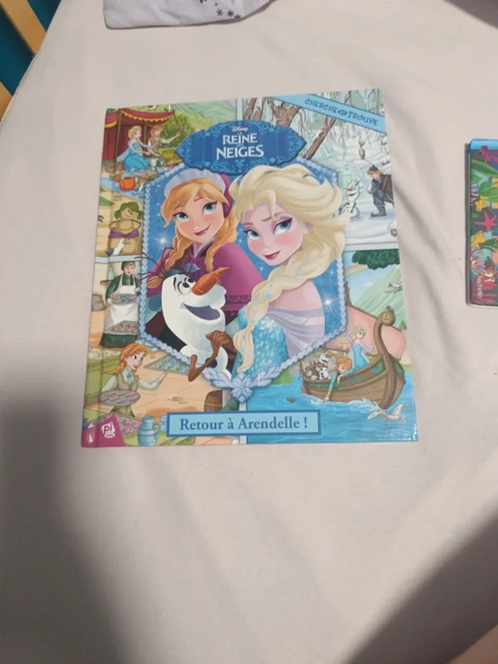 Cherche et trouve reine des neiges