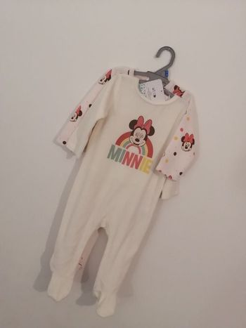 2 Pyjamas Minnie neuf 9mois