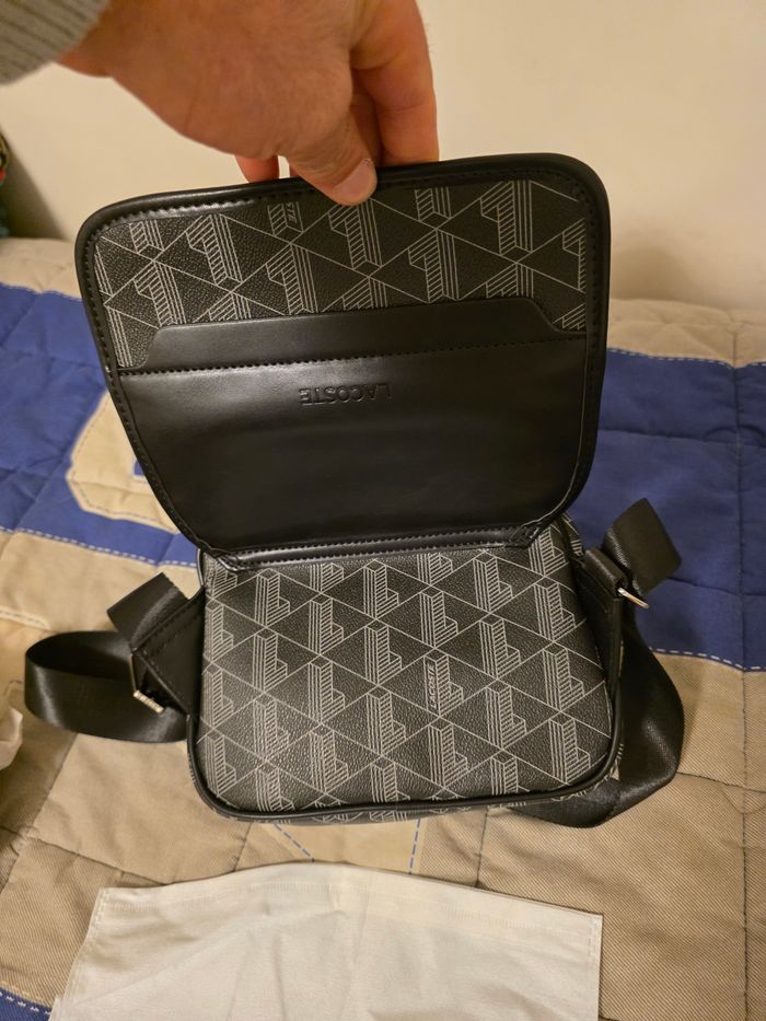 Sac à bandoulière Lacoste - photo numéro 9