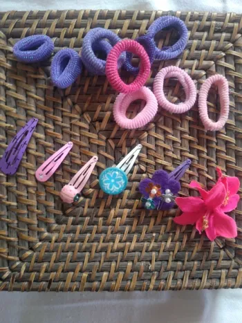 Lot Barrettes & élastiques Fille