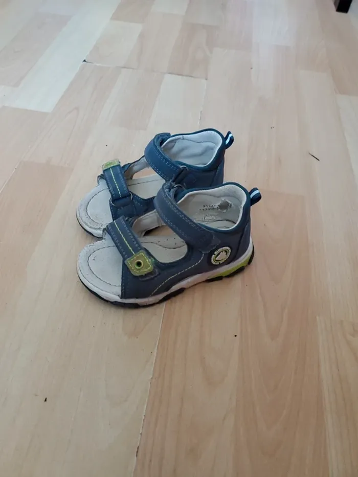 Sandales taille 24 Charlie & Friends