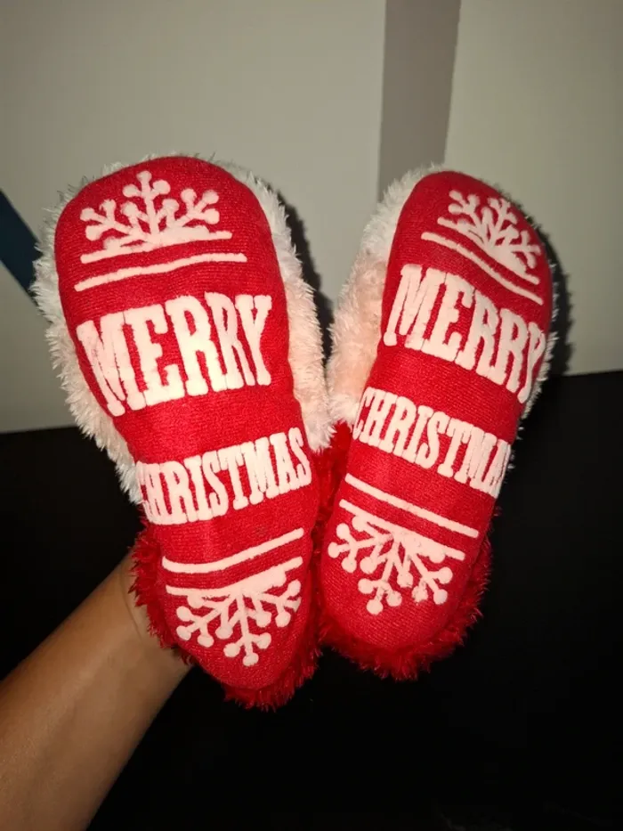 Chaussons père Noël - photo numéro 2