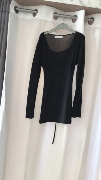 Pull cache cache noir taille 1