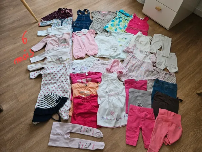 Lot de vêtements fille