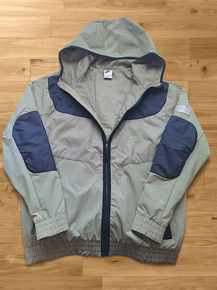 Veste coupe-vent Nike air max Vert menthe taille S - photo numéro 2