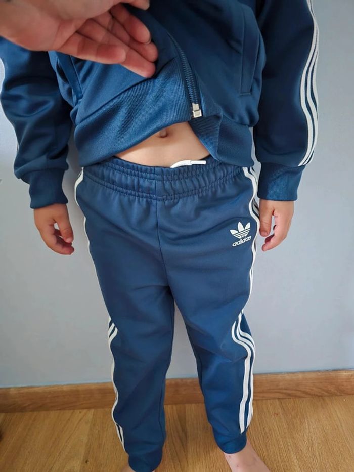 Ensemble jogging Adidas - photo numéro 2