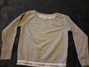 sweat Calvin Klein