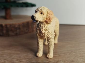 Figurine chien Doddle Animal domestique Schleich