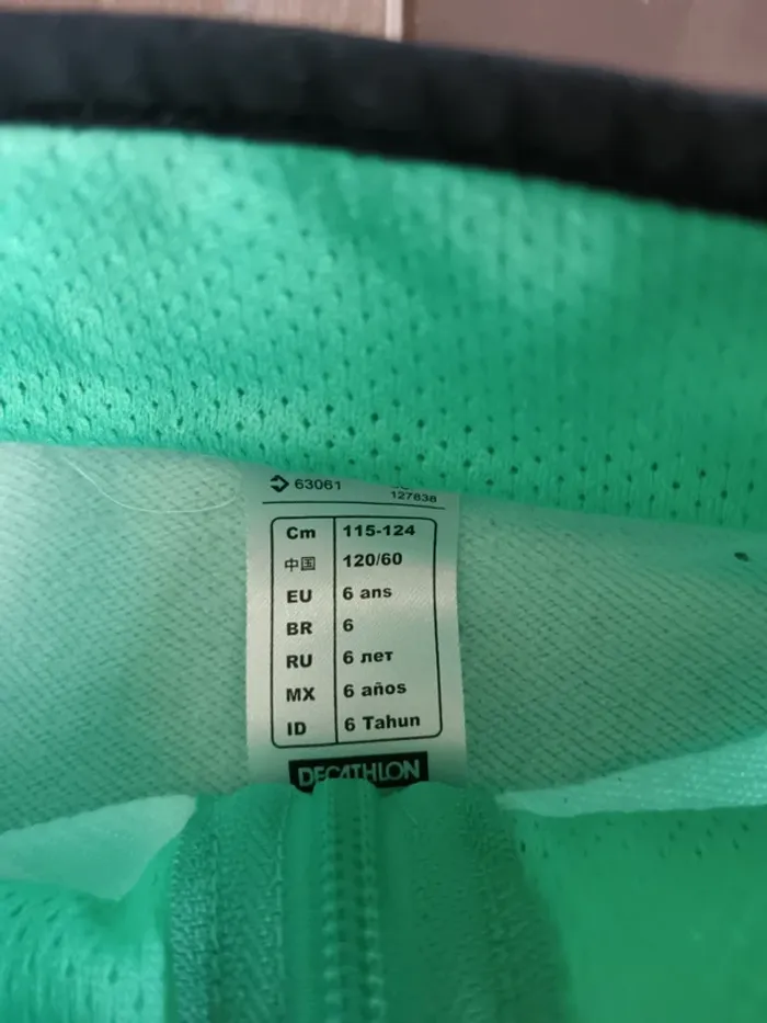 Veste zipper fille 6 ans - photo numéro 2