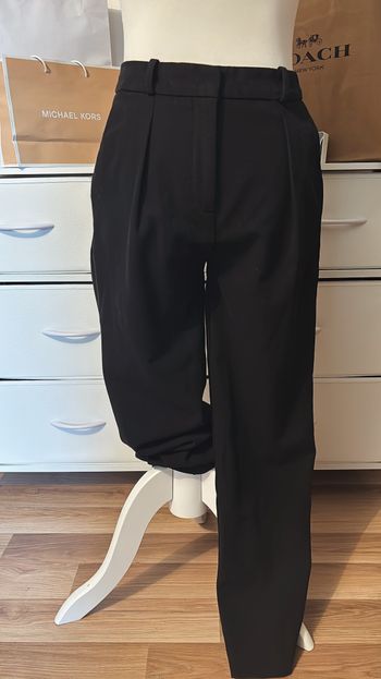 Pantalon noir cintré Promod T36