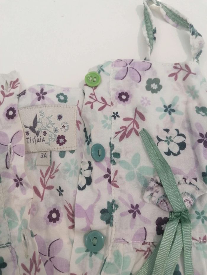 Robe à fleurs T 3 ans 👧🏻 - photo numéro 4