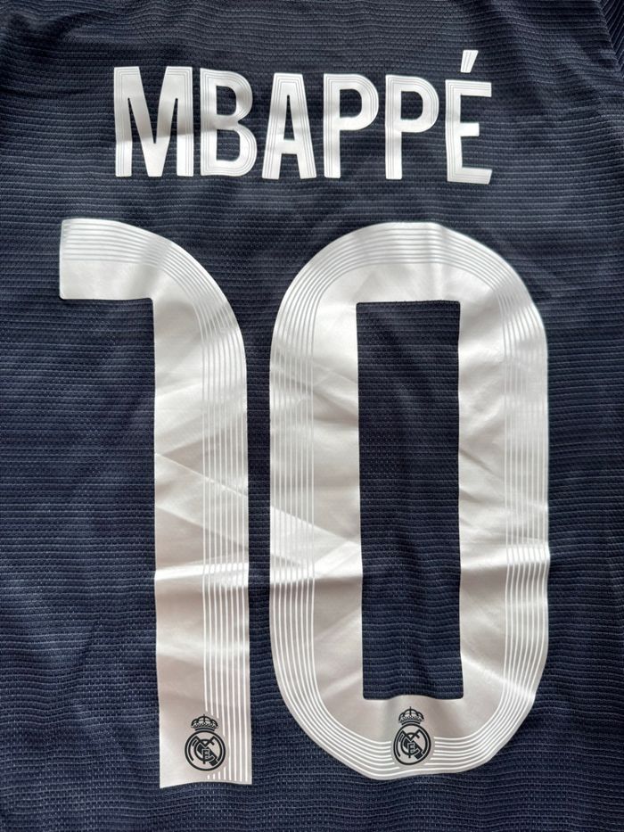 Maillot Real Madrid - photo numéro 9