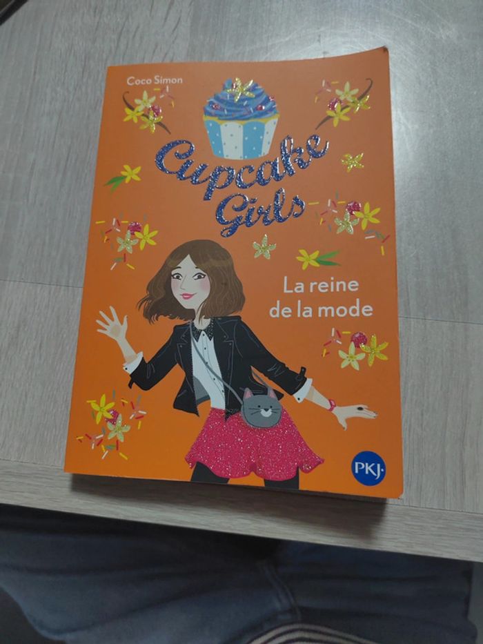 Livre cupcake girls