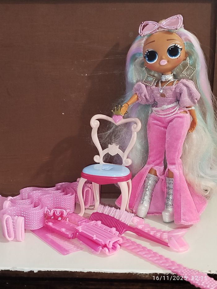 Poupée lol - photo numéro 2