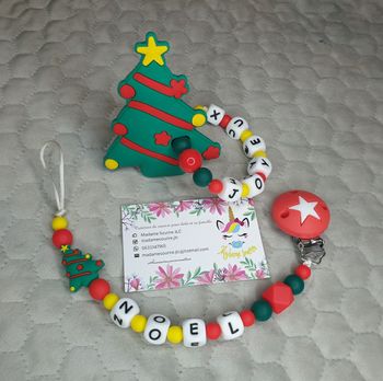 Attache tétine + Hochet Sapin De Noël