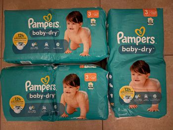 Couches Pampers Taille 3 Neuf