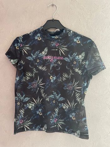 Tee shirt transparent