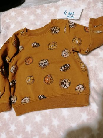 Pull moutarde