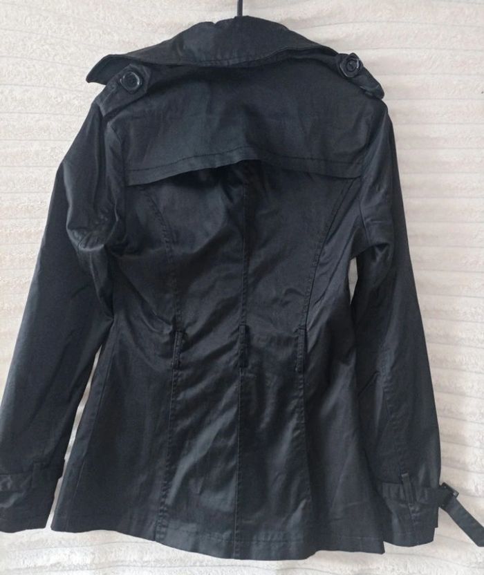 Trench noir - photo numéro 2