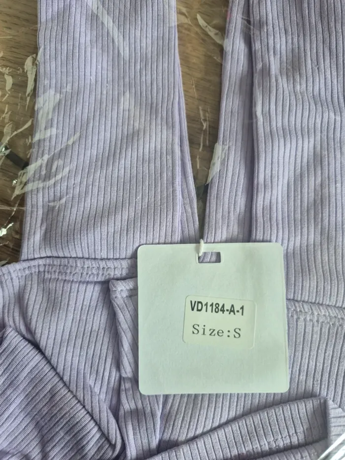 Top Court Lila Femme Taille S/36 - photo numéro 3