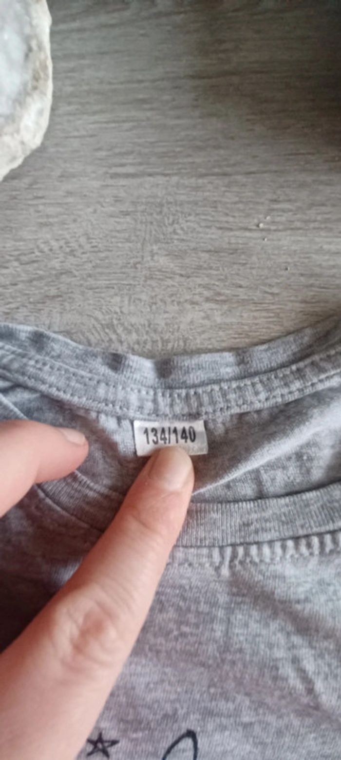 T-shirt gris 10 ans - photo numéro 3