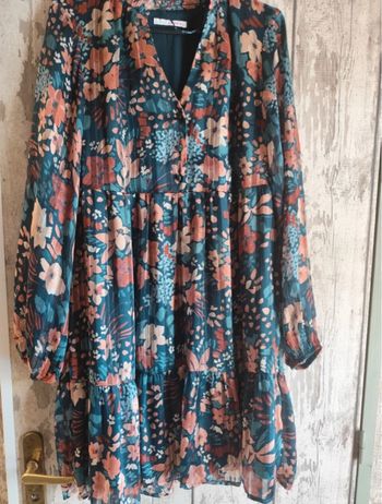 Robe camaïeu en très bon état