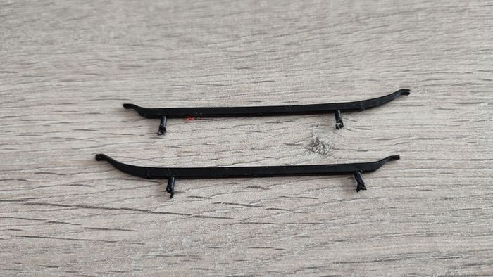 Baguettes porte pièce détachée miniature 1/18 Porsche 911 speedster 1989 Maisto #B44