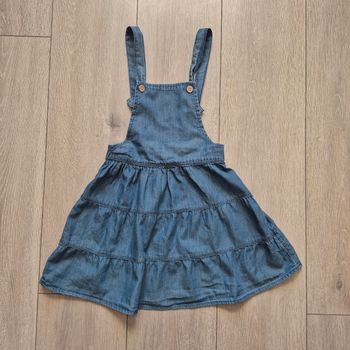 Très jolie robe légère bleu. Fille 5 ans. Marque Orchestra