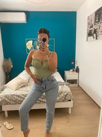 Jean mom stradivarius