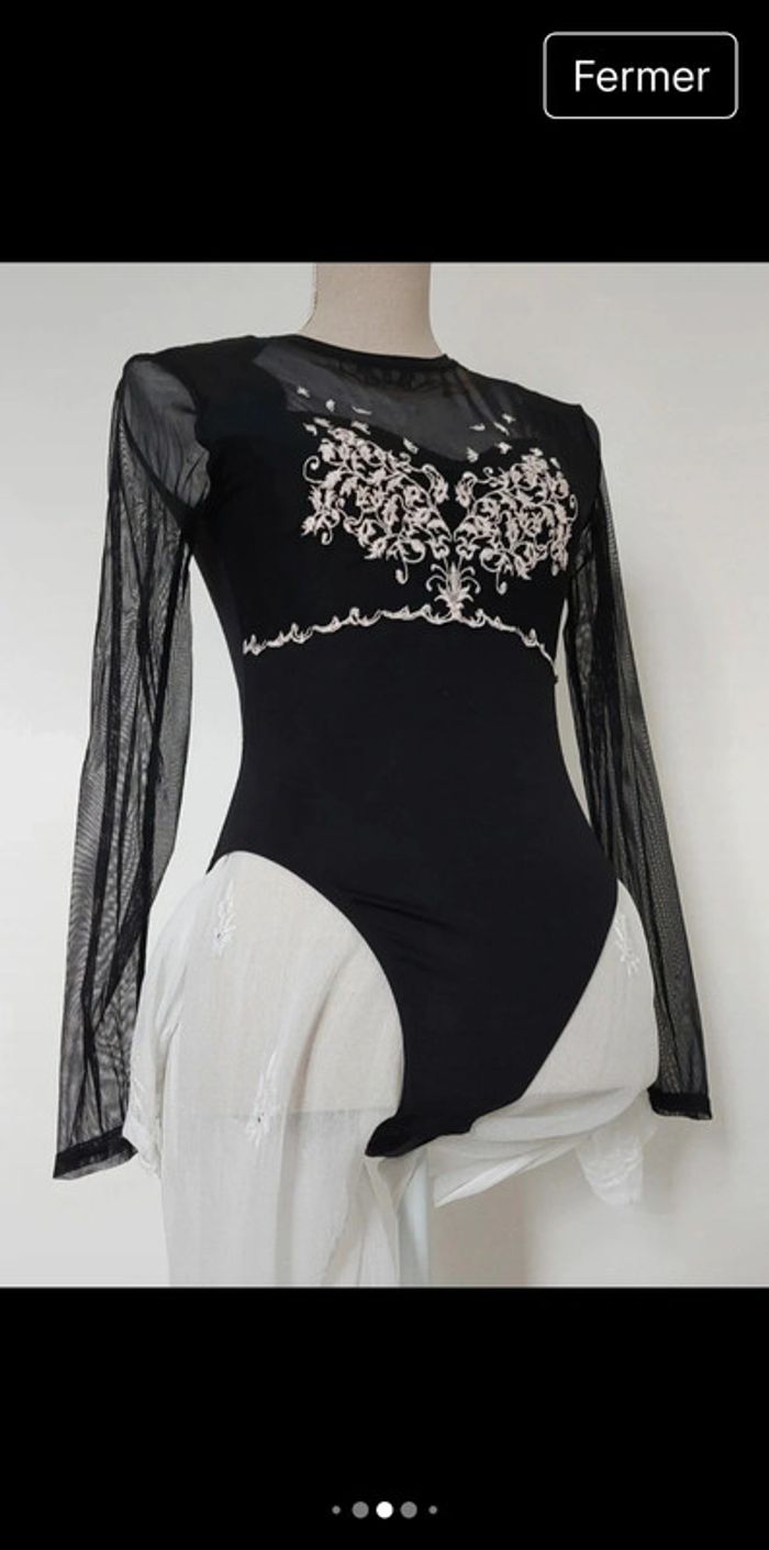 Superbe body vintage
Libertine Paris taille 1 (36-38) - photo numéro 4