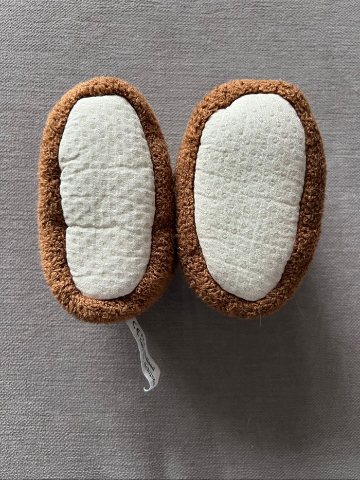 Chaussons bébé - photo numéro 3