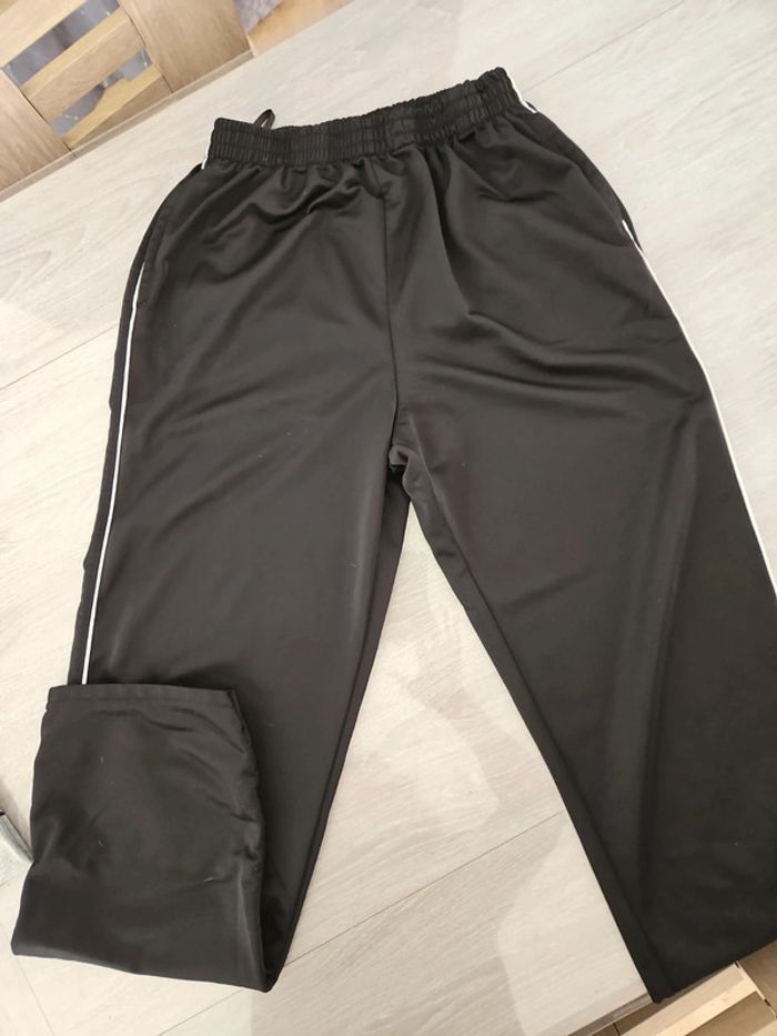 Pantalon jogging noir T 14 ans