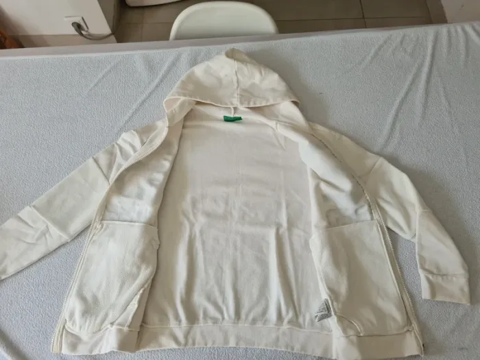 Sweat à capuche Benetton 10/11 ans - photo numéro 3