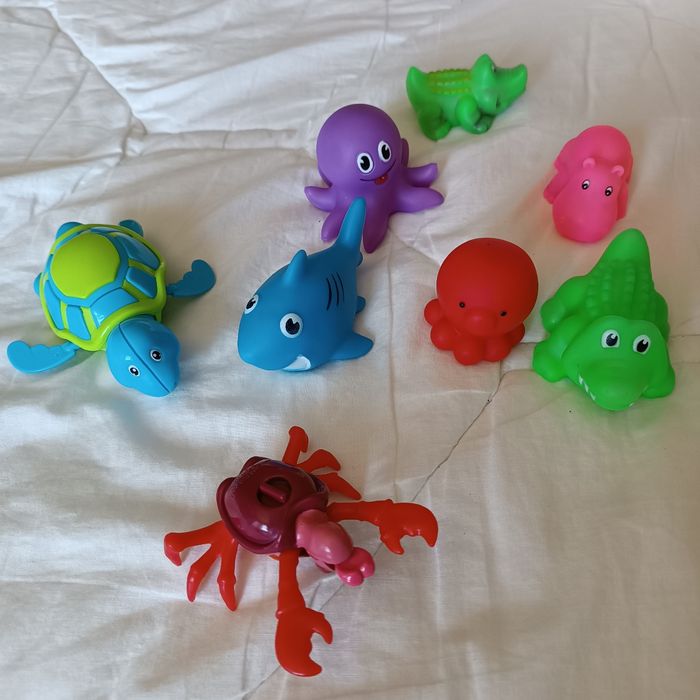 Jouets de bain bébé
