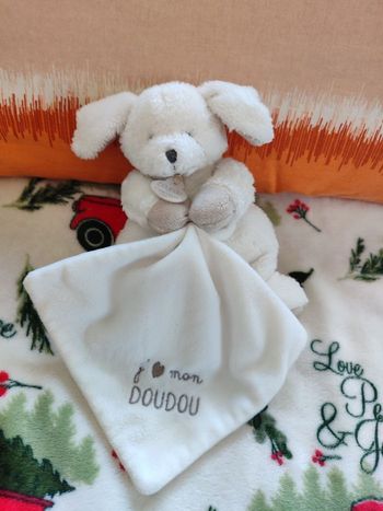 Doudou chien blanc doudou et cie