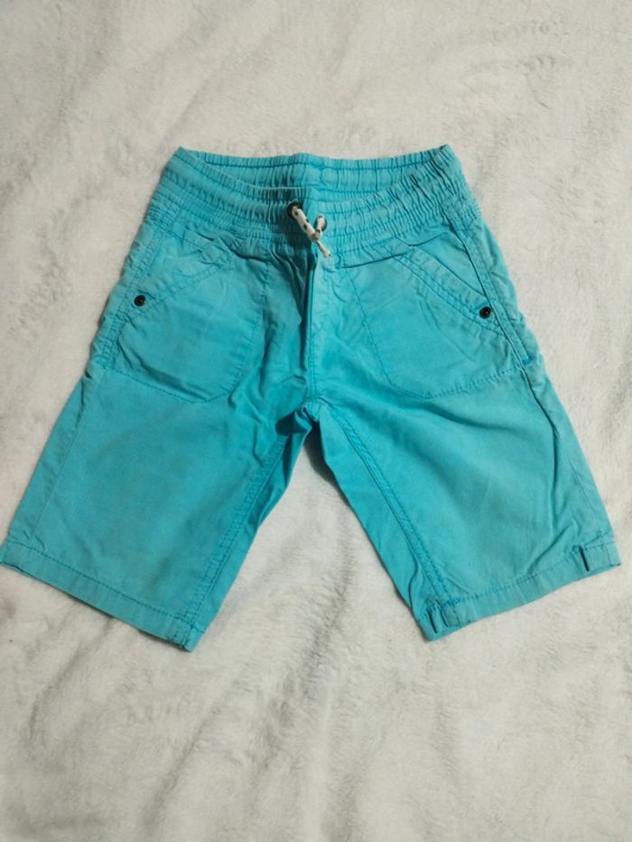 Bermudas bleu ciel 3 ans